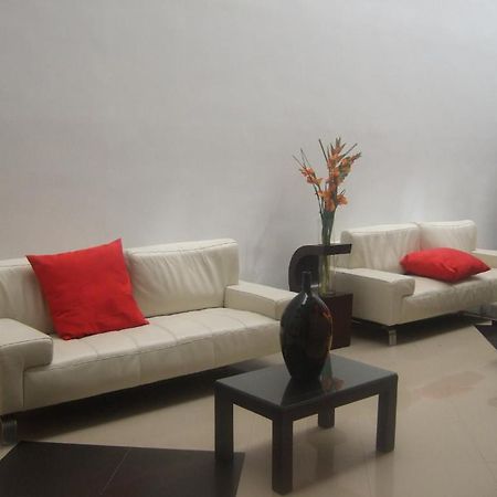 Hotel Brisas De San Francisco Medellín Extérieur photo