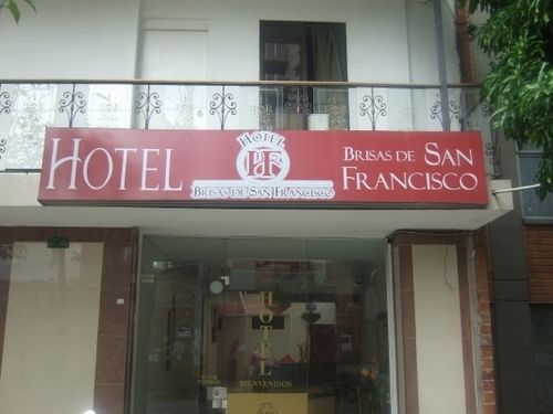 Hotel Brisas De San Francisco Medellín Extérieur photo